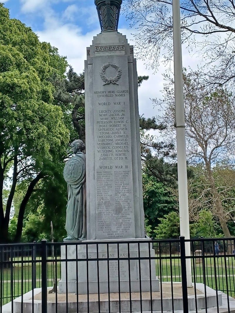 Main Memorial Park playground photo 1