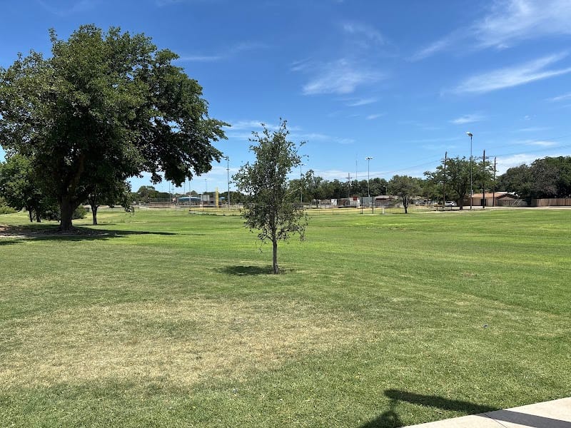 Maxey Splash Pad playground photo 3