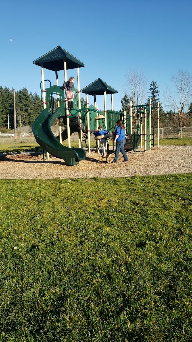 Mayfair Playfield playground photo 2