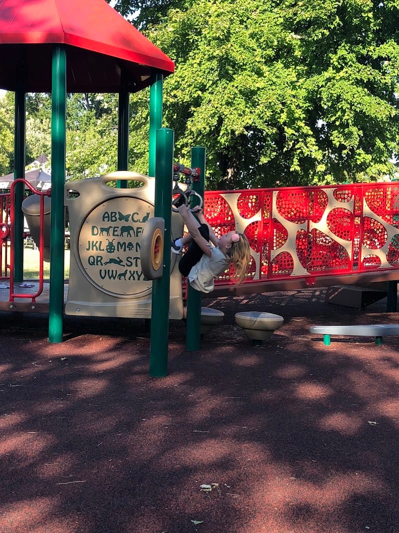 McDonald Park playground photo 2