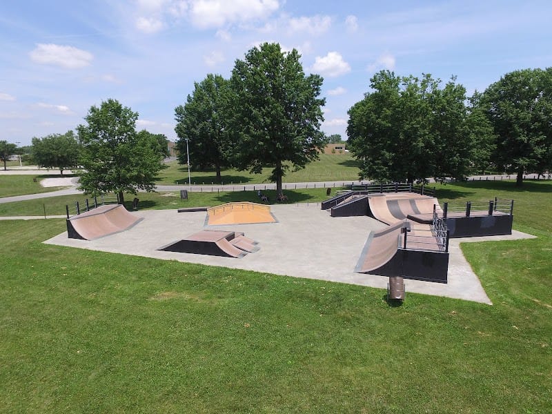 Meadowmere Park playground photo 2