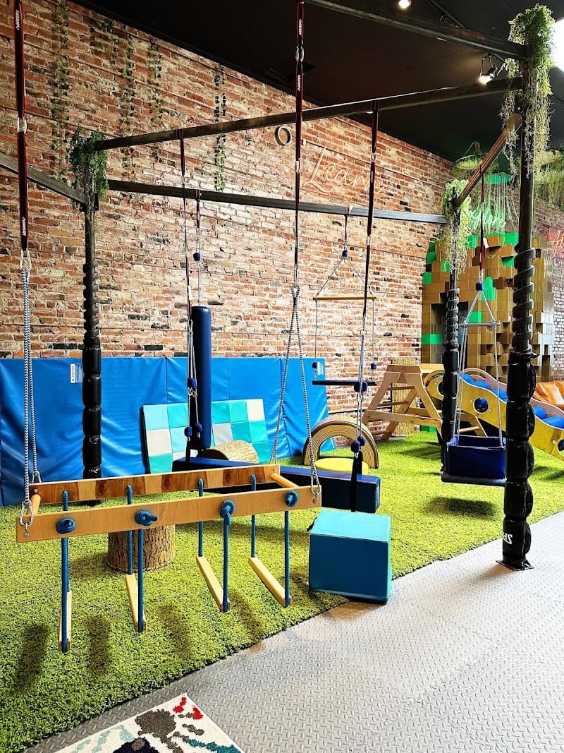 Mendo LEAP playground photo 3