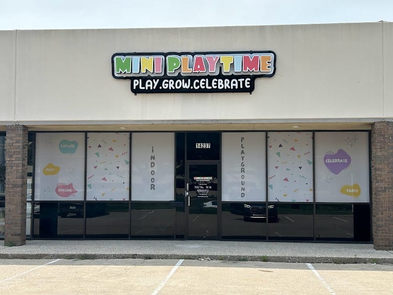 Mini Playtime playground photo 3