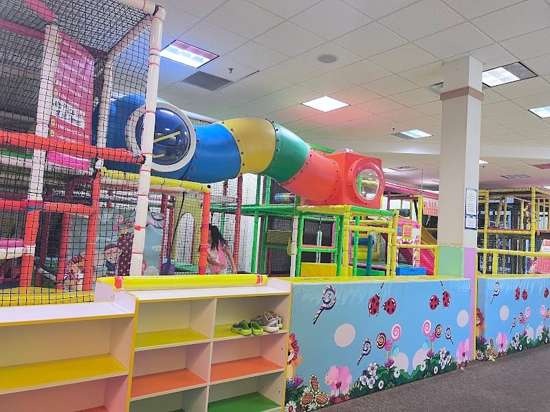 Monkeycos playground photo 2