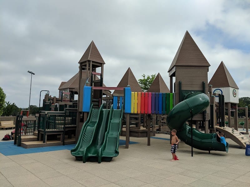 Mount Playmore playground photo 1