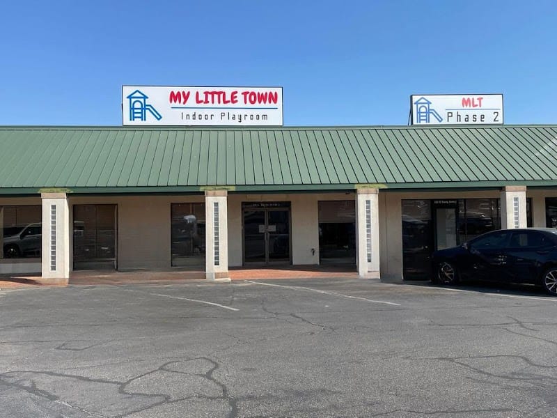 My Little Town playground photo 1