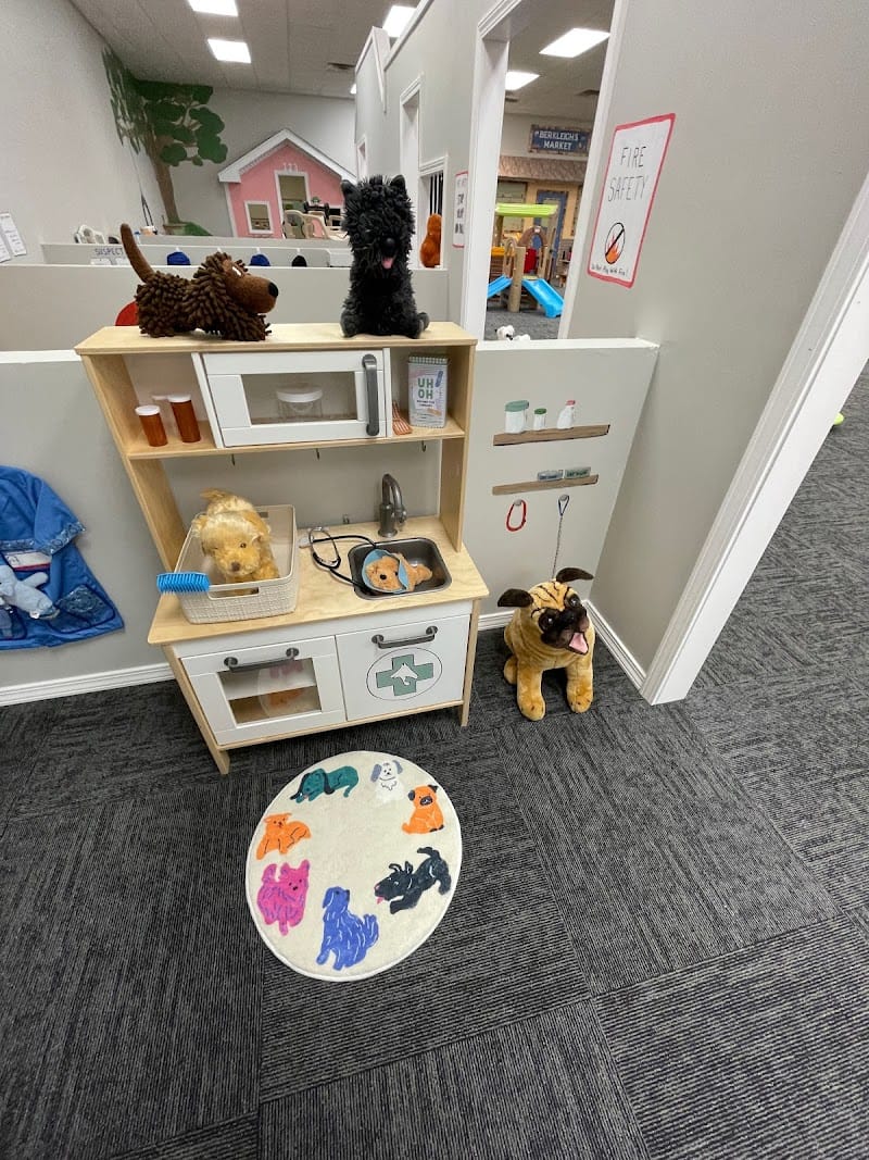 My Little Town playground photo 3