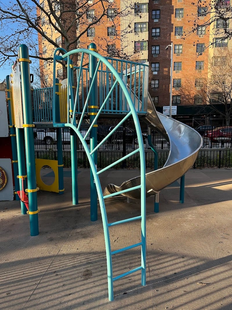 Newport Playground playground photo 2