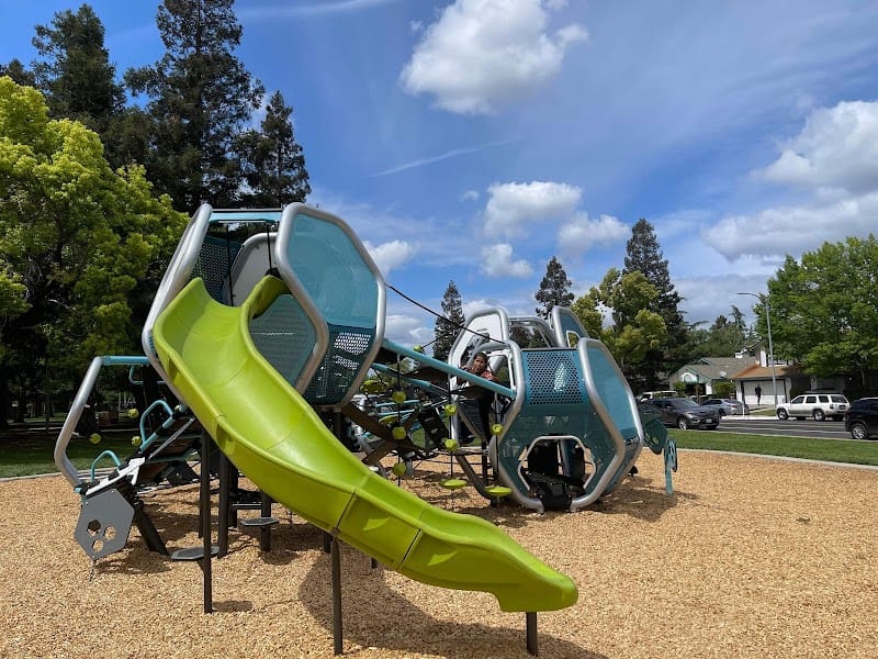 Pedersen Park playground photo 3