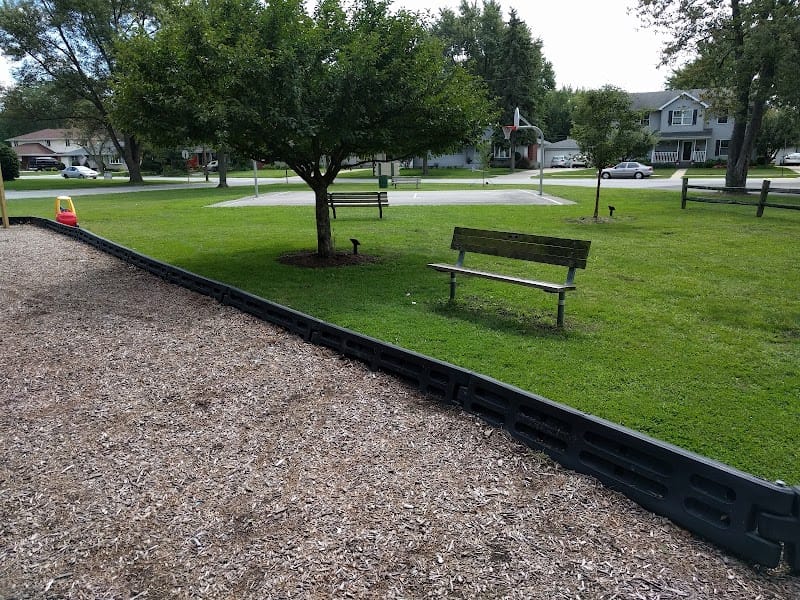 Pettit Park playground photo 1