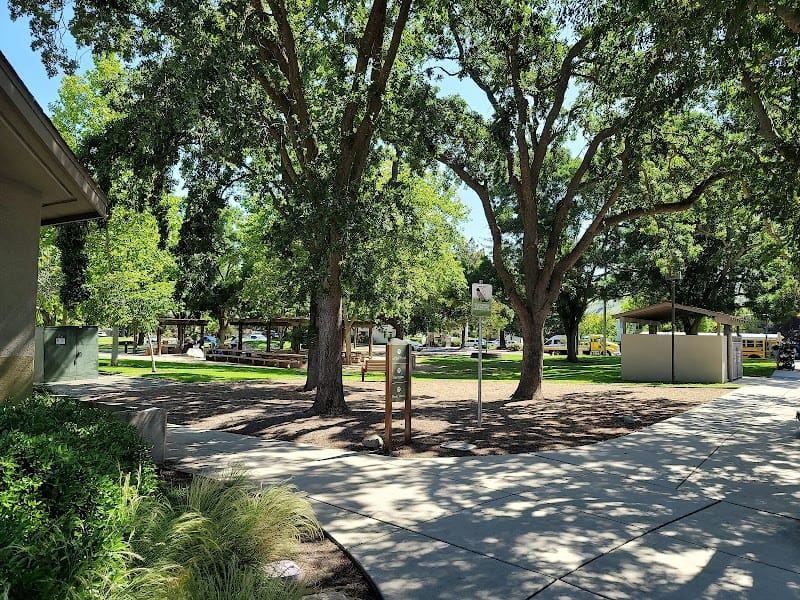 Pleasant Hill Park playground photo 2