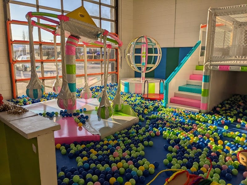 Q's Corner LLC playground photo 1