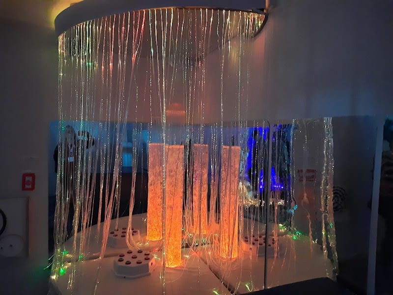 Q's Corner LLC playground photo 3