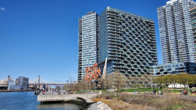 Rainbow Playground playground photo 2