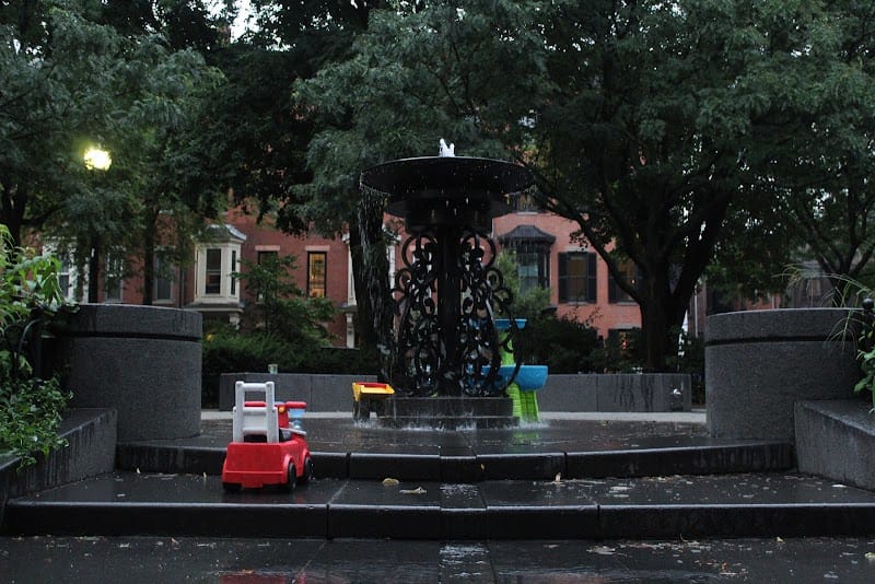 Ringgold Park playground photo 1