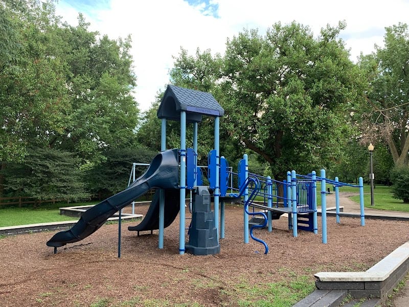 Ronan (George) Park playground photo 1