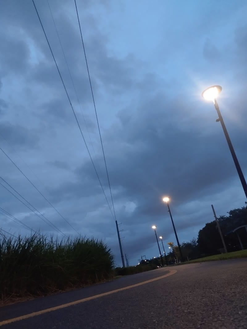 Runing Doral playground photo 1