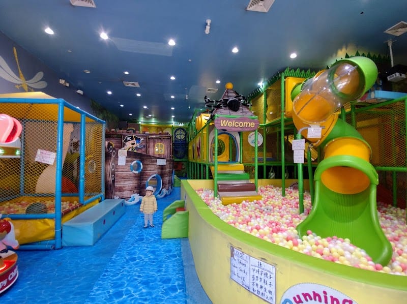 Running Kids playground photo 1