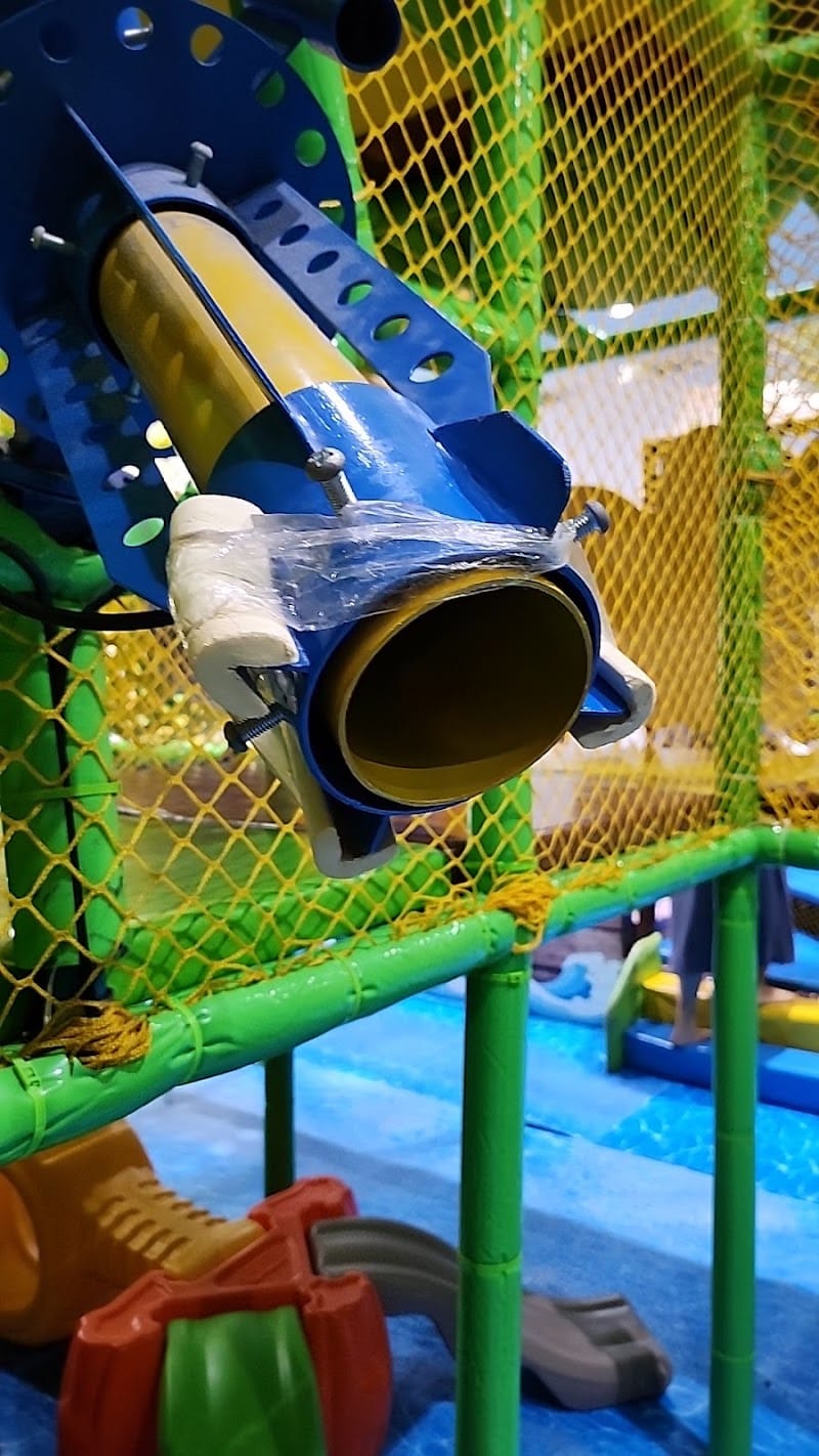 Running Kids playground photo 3