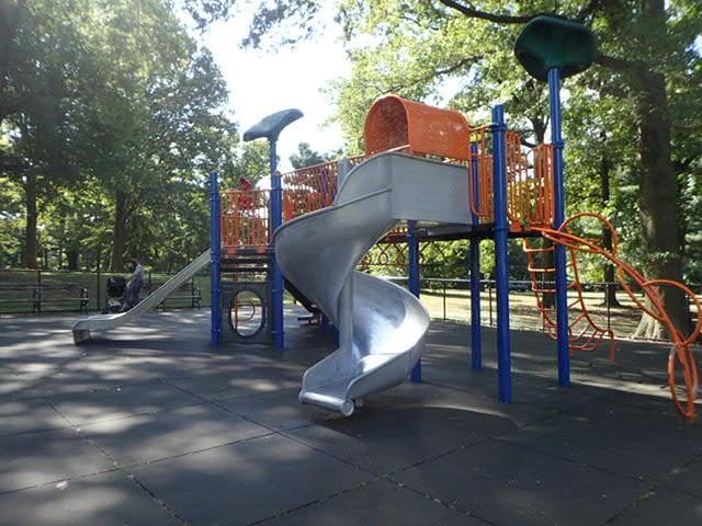 Saturn Playground playground photo 1