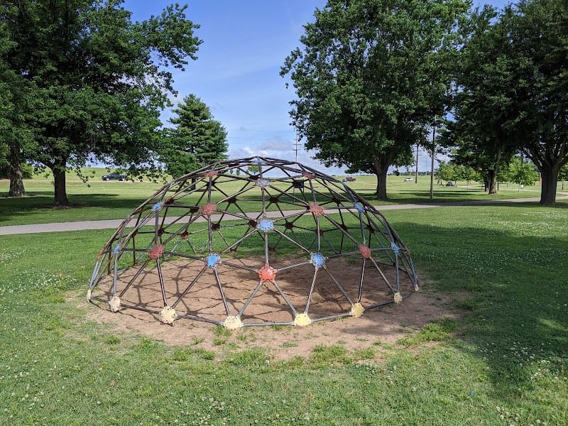 Sikeston Skatepark playground photo 3