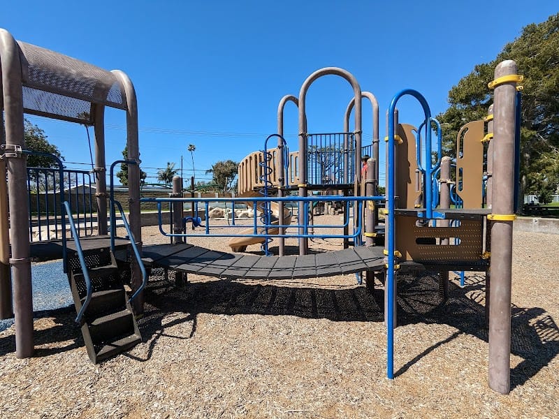 Smallwood Park playground photo 2