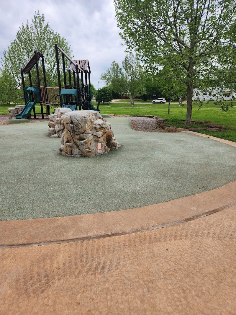 Sparrow Park playground photo 1
