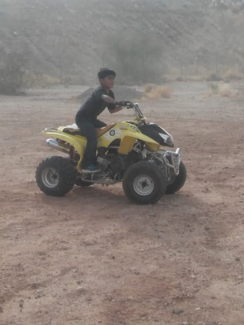 Street Scene Park playground photo 2