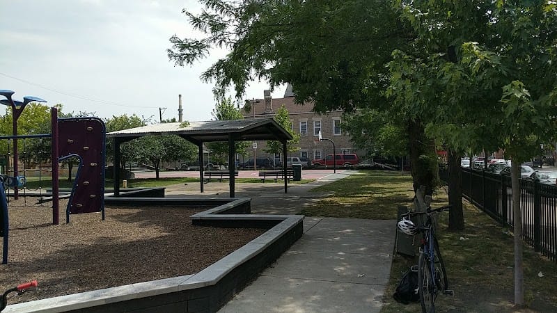 Throop Park playground photo 1