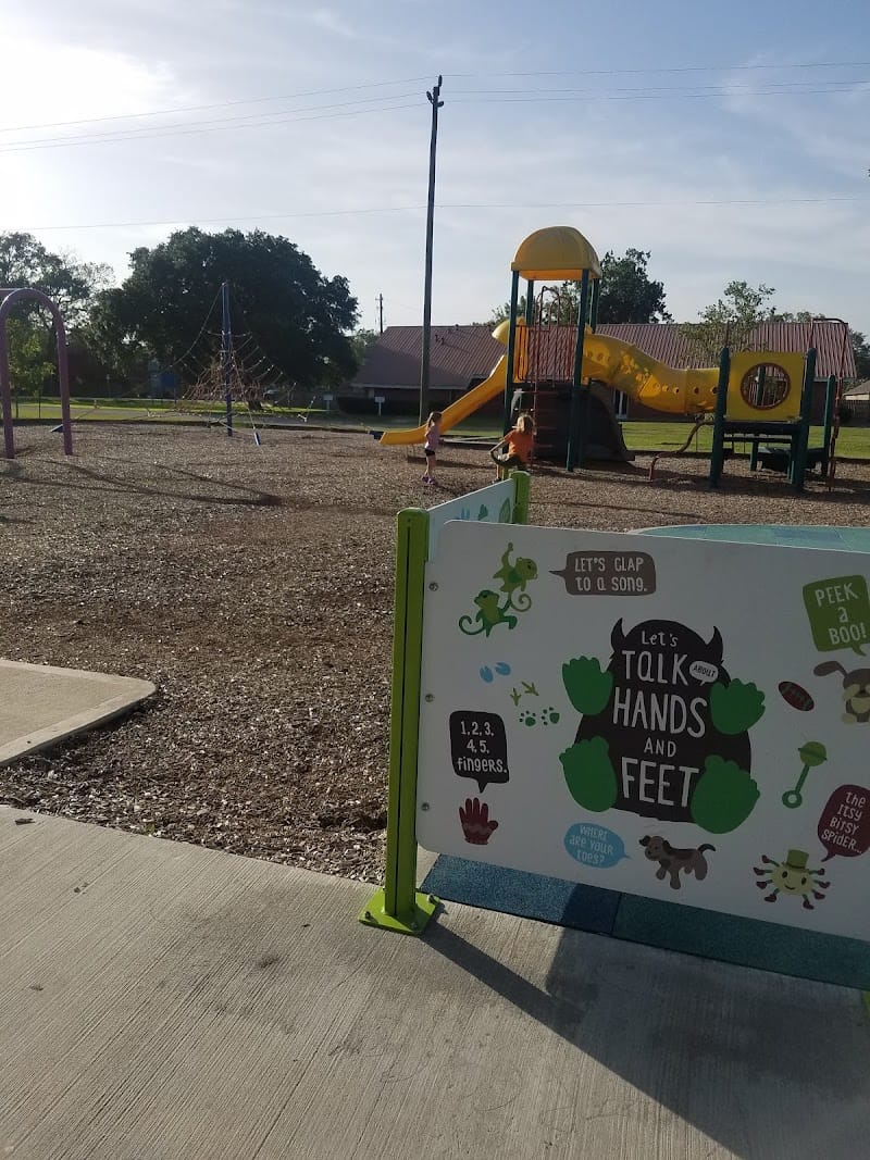 Travis School Park playground photo 2