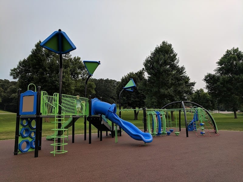 Tuthill Park playground photo 1