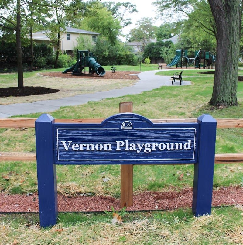 Vernon Playground playground photo 3