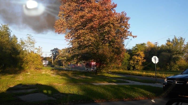 Vernor Playground playground photo 1