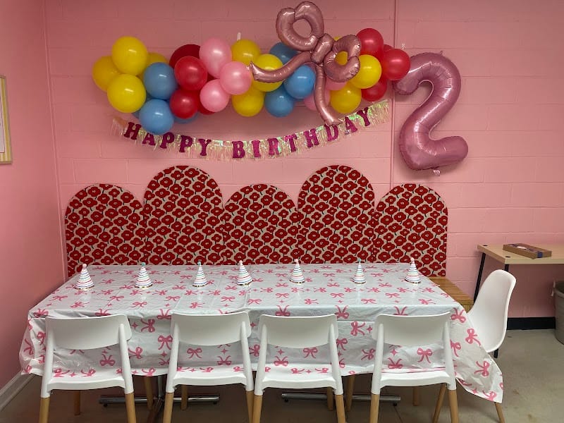 Village Kin playground photo 3