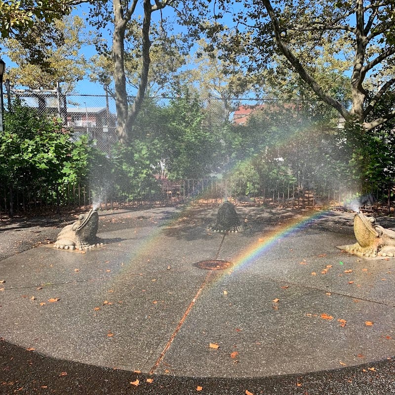 Vleigh Playground playground photo 1