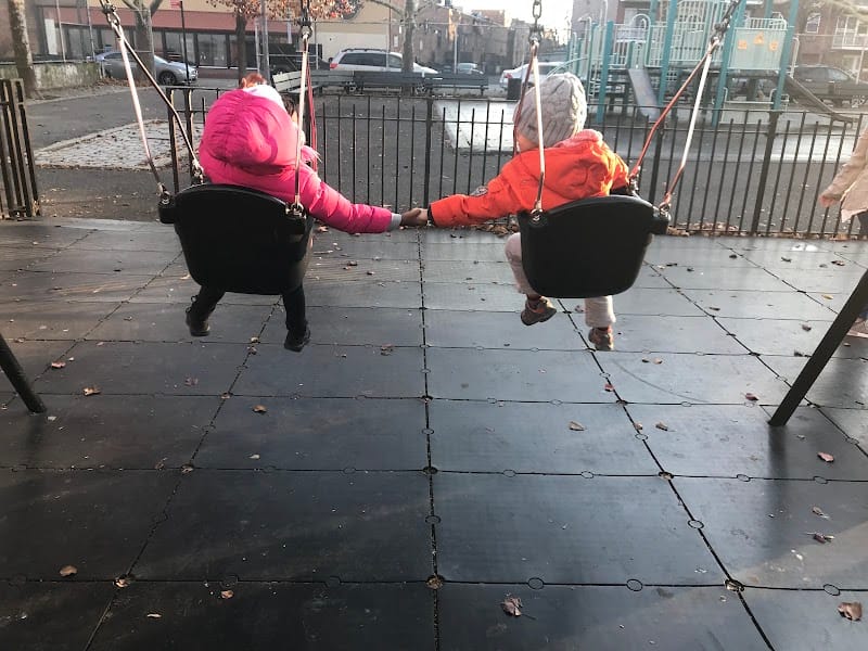 Vleigh Playground playground photo 2