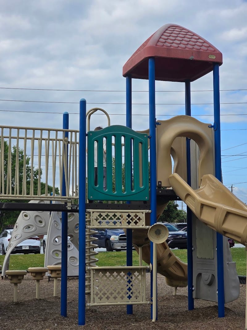 Wheeler Park playground photo 2