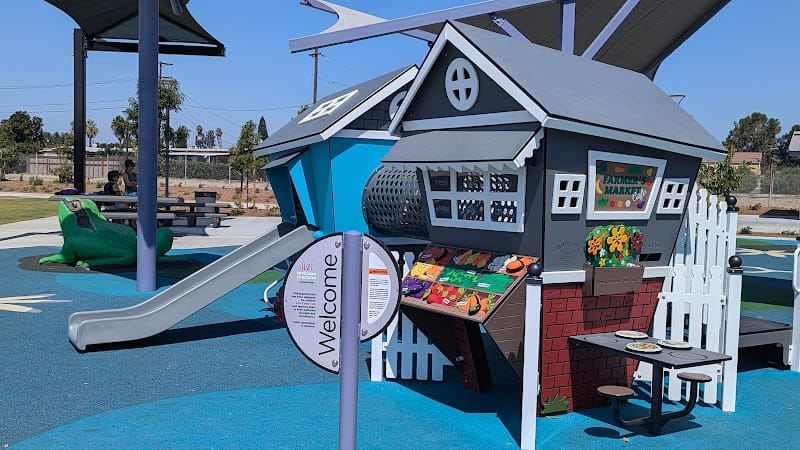 Whitaker Park playground photo 2