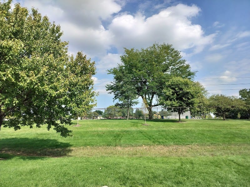 Wlodarski Park playground photo 3