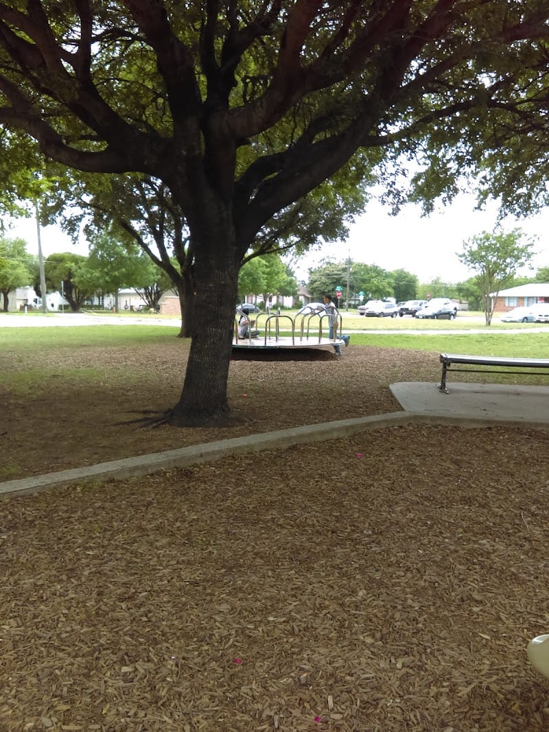 Youth Center Park playground photo 2