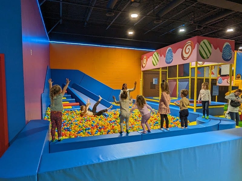 Yoyo's Fun Center playground photo 3